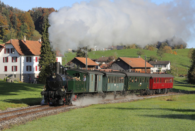 Take a ride through the scenic landscape of the Zurich Oberland aboard the DVZO's historic steam trains.