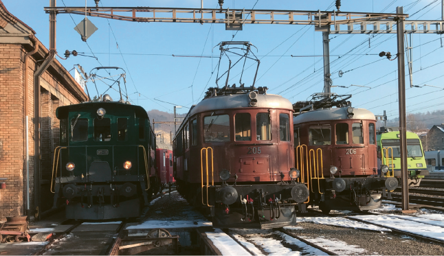 Auf Anfrage zeigt die BLS-Stiftung ihre historischen Lokomotiven und Wagen.
